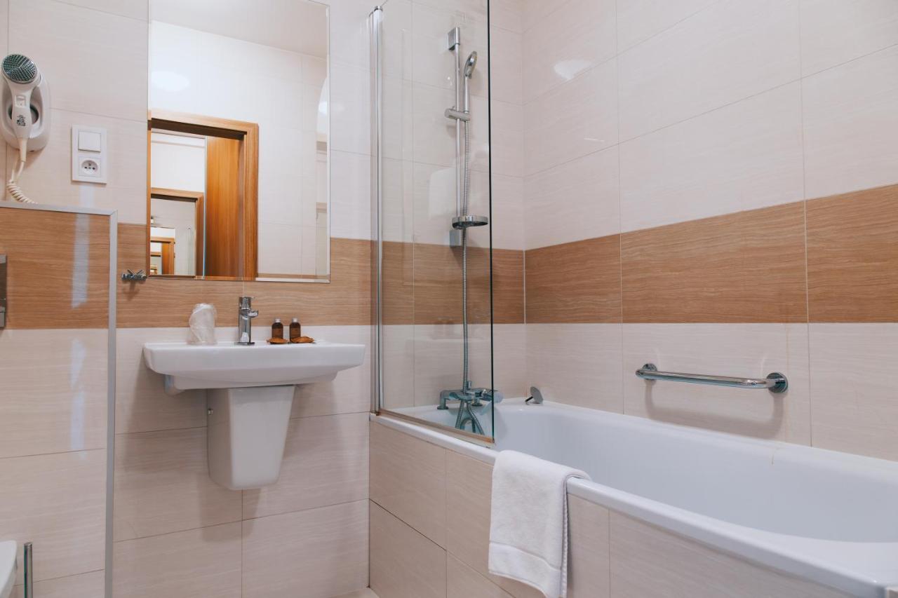 Poleczki Airport Hotell