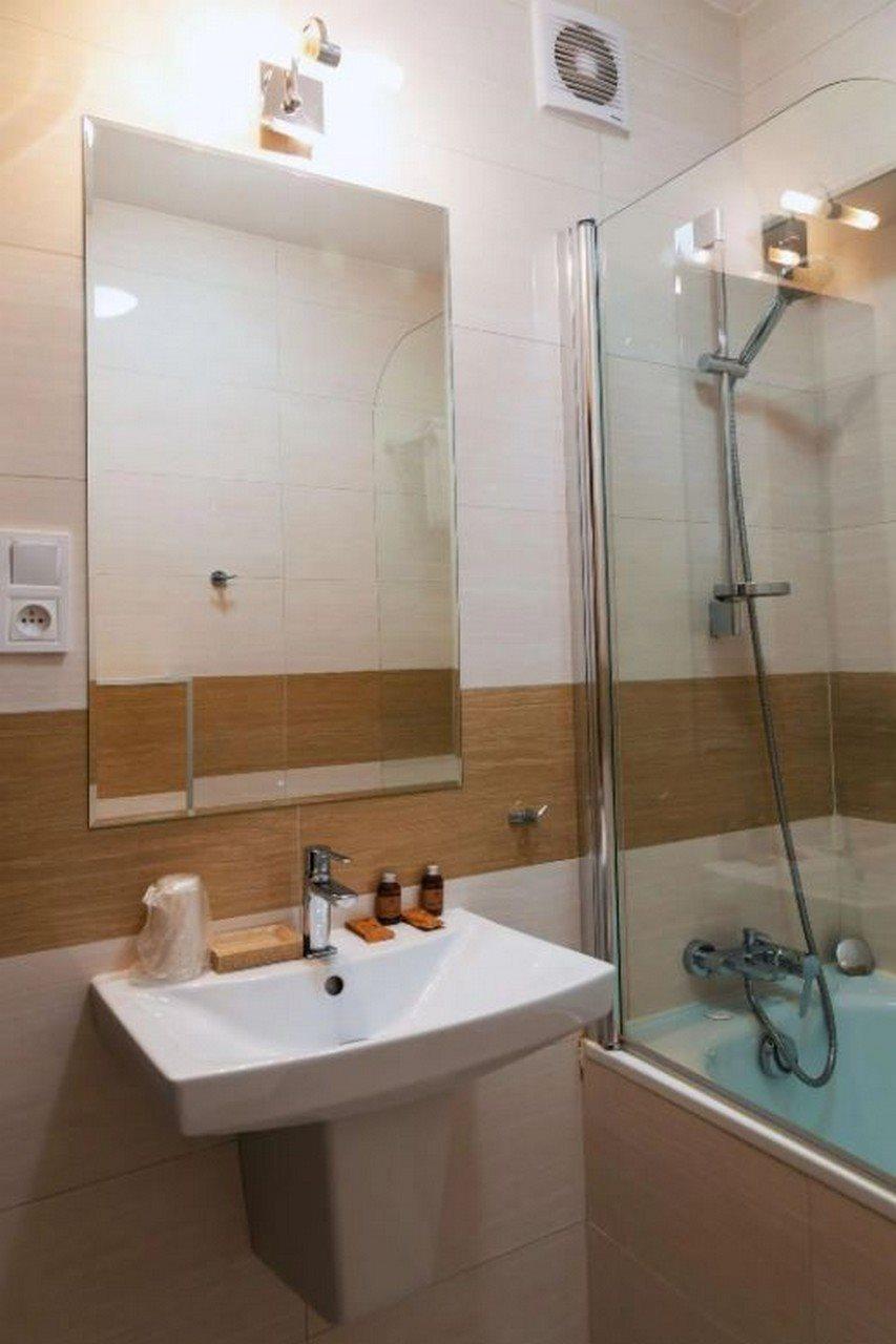 Hotell Poleczki Airport 3*